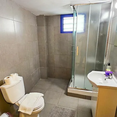 شقة Sunshine Apartment, 150m From Chabad Lubavitch *